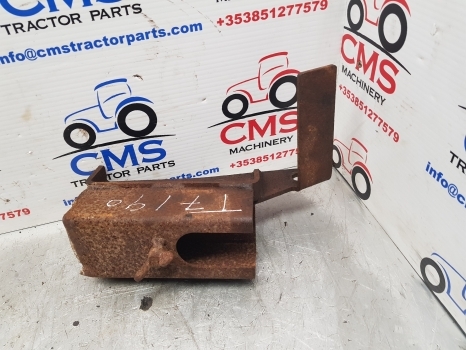 New Holland T7.225, T7.190 Drawbar, Hook Holding Bracket - Attache rapide pour Tracteur agricole: photos 4 New Holland T7.225, T7.190 Drawbar, Hook Holding Bracket - Attache rapide pour Tracteur agricole: photos 4