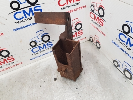 New Holland T7.225, T7.190 Drawbar, Hook Holding Bracket - Attache rapide pour Tracteur agricole: photos 5 New Holland T7.225, T7.190 Drawbar, Hook Holding Bracket - Attache rapide pour Tracteur agricole: photos 5