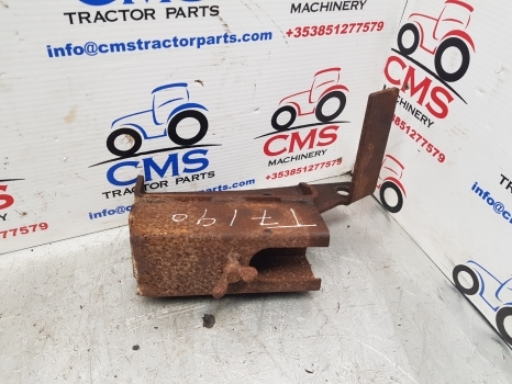 New Holland T7.225, T7.190 Drawbar, Hook Holding Bracket - Attache rapide pour Tracteur agricole: photos 1 New Holland T7.225, T7.190 Drawbar, Hook Holding Bracket - Attache rapide pour Tracteur agricole: photos 1