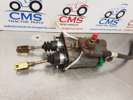 New Holland T7030, T7000, Case Puma, Brake Master Cylinder 87315873, 87754484 - Cylindre de frein pour Machine agricole: photos 2 New Holland T7030, T7000, Case Puma, Brake Master Cylinder 87315873, 87754484 - Cylindre de frein pour Machine agricole: photos 2
