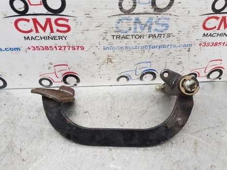 New Holland Tm, 60 Fiat M, Case Mxm Tm140 Clutch Pedal Assy 82000797, 82030041 - Embrayage et pièces pour Machine agricole: photos 4 New Holland Tm, 60 Fiat M, Case Mxm Tm140 Clutch Pedal Assy 82000797, 82030041 - Embrayage et pièces pour Machine agricole: photos 4