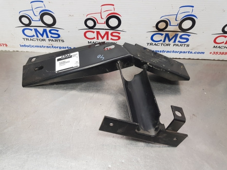New Holland Tm, Ts, Tl, 60, 40 Series, Mudguard Extension Support Rhs 82029985 - Aile: photos 1 New Holland Tm, Ts, Tl, 60, 40 Series, Mudguard Extension Support Rhs 82029985 - Aile: photos 1
