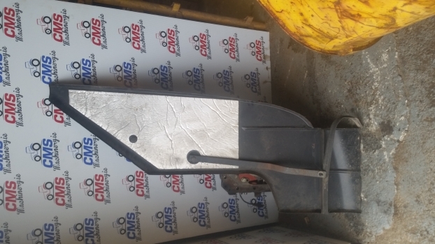New Holland Tm125 Lh Bonnett 82005641 - Capot pour Tracteur agricole: photos 3 New Holland Tm125 Lh Bonnett 82005641 - Capot pour Tracteur agricole: photos 3