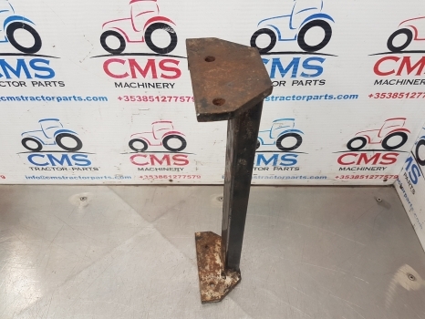 New Holland Tm150, 115, 125, 135, 165 Battery Support Column Rhs 82017454 - Accumulateur pour Tracteur agricole: photos 3 New Holland Tm150, 115, 125, 135, 165 Battery Support Column Rhs 82017454 - Accumulateur pour Tracteur agricole: photos 3