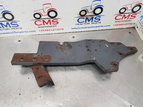 New Holland Tm150, Tm115, Tm125 Front Axle Suspension Hydraylic Bracket 82018794 - Suspension: photos 3 New Holland Tm150, Tm115, Tm125 Front Axle Suspension Hydraylic Bracket 82018794 - Suspension: photos 3