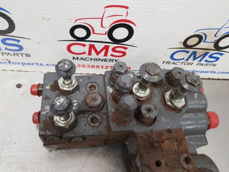 New Holland Tm150, Tm135, Tm, Front Axle Suspension Hydraylic Valve 82022093 - Suspension: photos 4 New Holland Tm150, Tm135, Tm, Front Axle Suspension Hydraylic Valve 82022093 - Suspension: photos 4