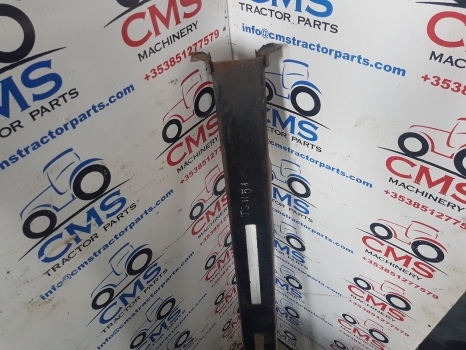 New Holland Ts115a, Ts110, Ts110,a Ts130a Propeller Shaft Shield 47126816 - Arbre à cardan pour Tracteur agricole: photos 2 New Holland Ts115a, Ts110, Ts110,a Ts130a Propeller Shaft Shield 47126816 - Arbre à cardan pour Tracteur agricole: photos 2