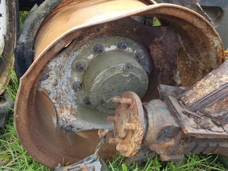 Renault Ares 696 Carraro 20.29 Front Axle Complete 138521, 133573, 6000103303 - Essieu avant pour Tracteur agricole: photos 2 Renault Ares 696 Carraro 20.29 Front Axle Complete 138521, 133573, 6000103303 - Essieu avant pour Tracteur agricole: photos 2