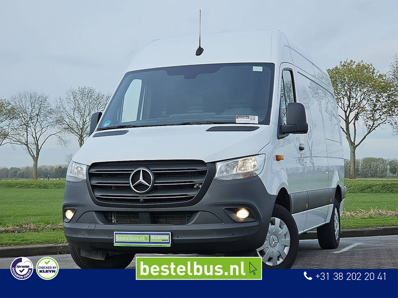 Fourgon utilitaire Mercedes-Benz Sprinter 317 L2H2 Mbux Navi RWD!: photos 1
