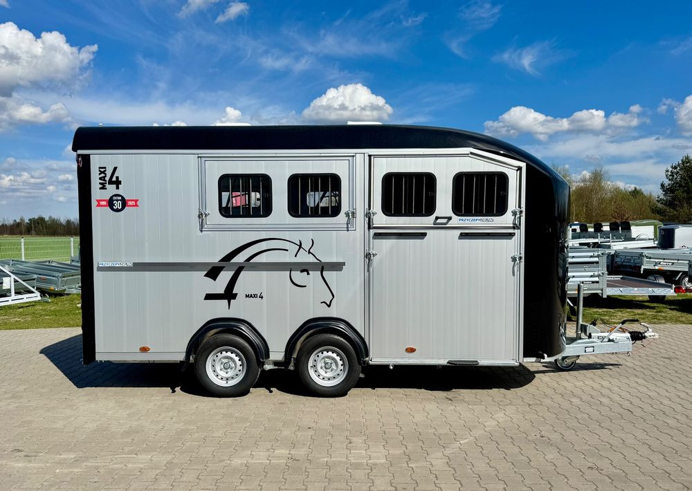CHEVAL LIBERTÉ Maxi 4 - Van chevaux: photos 4 CHEVAL LIBERTÉ Maxi 4 - Van chevaux: photos 4