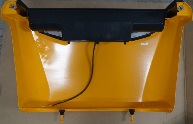 Jungheinrich 51343938 | Front engine cover complete with 51302195 Top cover with - Carrosserie et extérieur pour Matériel de manutention: photos 2 Jungheinrich 51343938 | Front engine cover complete with 51302195 Top cover with - Carrosserie et extérieur pour Matériel de manutention: photos 2