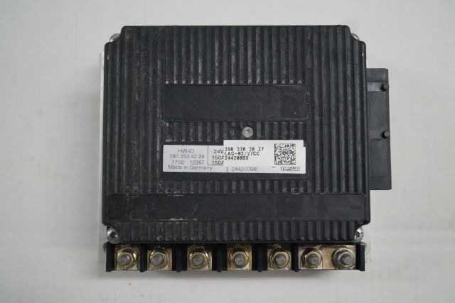 Linde 3903504228 | Controller 3903703027 Lac-02/27CC 24V 150A 150A sn. 244200B8 - Bloc de gestion pour Matériel de manutention: photos 1 Linde 3903504228 | Controller 3903703027 Lac-02/27CC 24V 150A 150A sn. 244200B8 - Bloc de gestion pour Matériel de manutention: photos 1