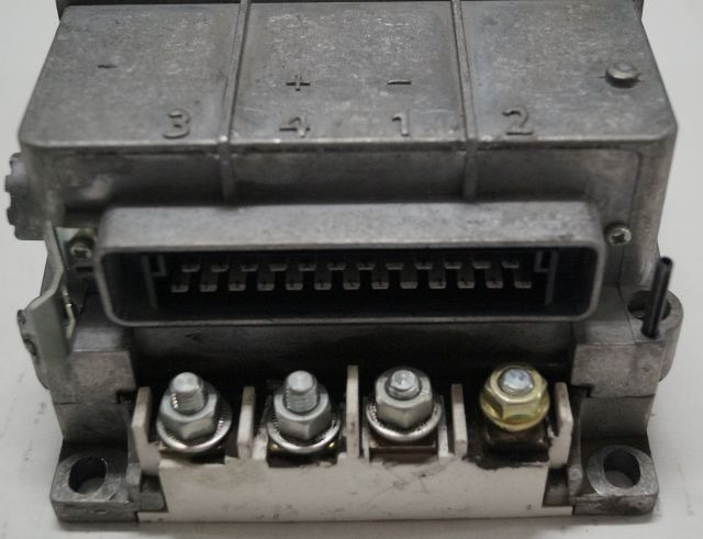 Linde 3903608662 | Rij regeling Drive controller 24V/300A LDC-2711fs10 version 1 - Bloc de gestion pour Matériel de manutention: photos 3 Linde 3903608662 | Rij regeling Drive controller 24V/300A LDC-2711fs10 version 1 - Bloc de gestion pour Matériel de manutention: photos 3