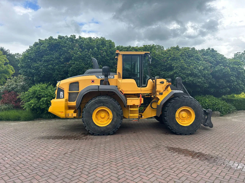 Volvo L120 H - Chargeuse sur pneus: photos 5 Volvo L120 H - Chargeuse sur pneus: photos 5