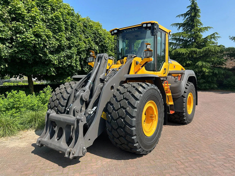 Chargeuse sur pneus neuf Volvo L120 H2 UNUSED Michelin 750/65: photos 8