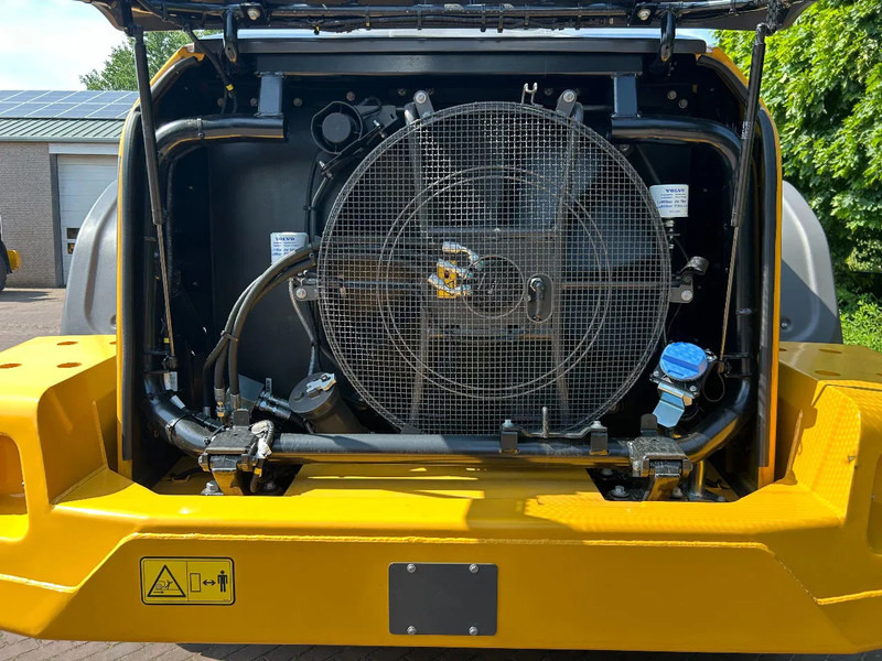 Chargeuse sur pneus neuf Volvo L120 H2 UNUSED Michelin 750/65: photos 14