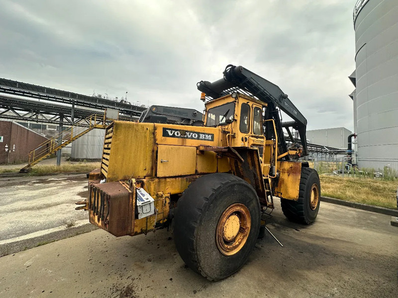 Volvo L160 High Lift - Remorque forestière: photos 1 Volvo L160 High Lift - Remorque forestière: photos 1