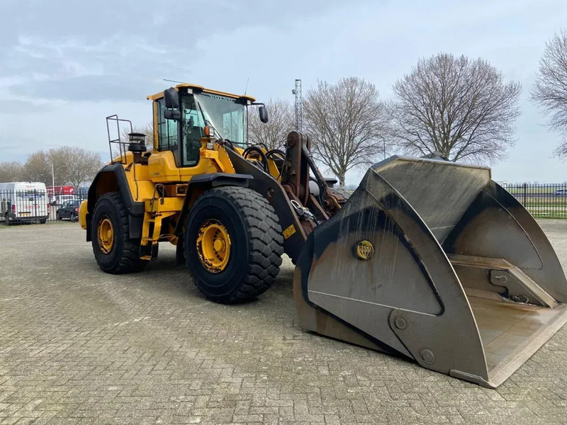 Volvo L180 G - Chargeuse sur pneus: photos 5 Volvo L180 G - Chargeuse sur pneus: photos 5
