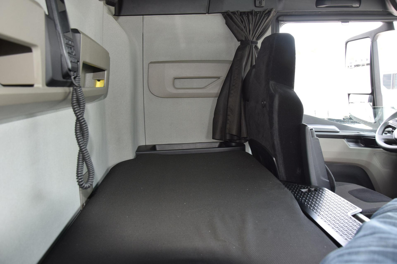 Tracteur routier MAN TGX 18.470 GX: photos 13