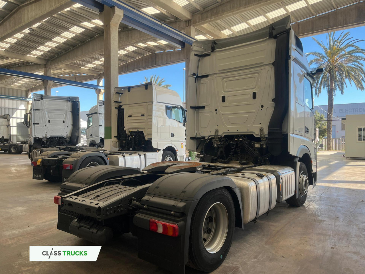 Mercedes-Benz Actros 5 1845 BigSpace - Tracteur routier: photos 3 Mercedes-Benz Actros 5 1845 BigSpace - Tracteur routier: photos 3