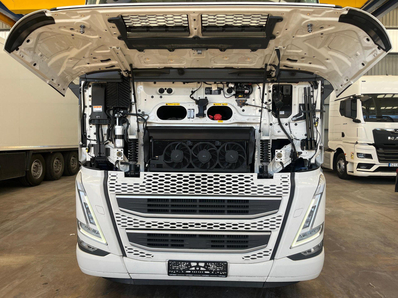 Tracteur routier Volvo FH 460 Globetrotter XL i-Save: photos 6