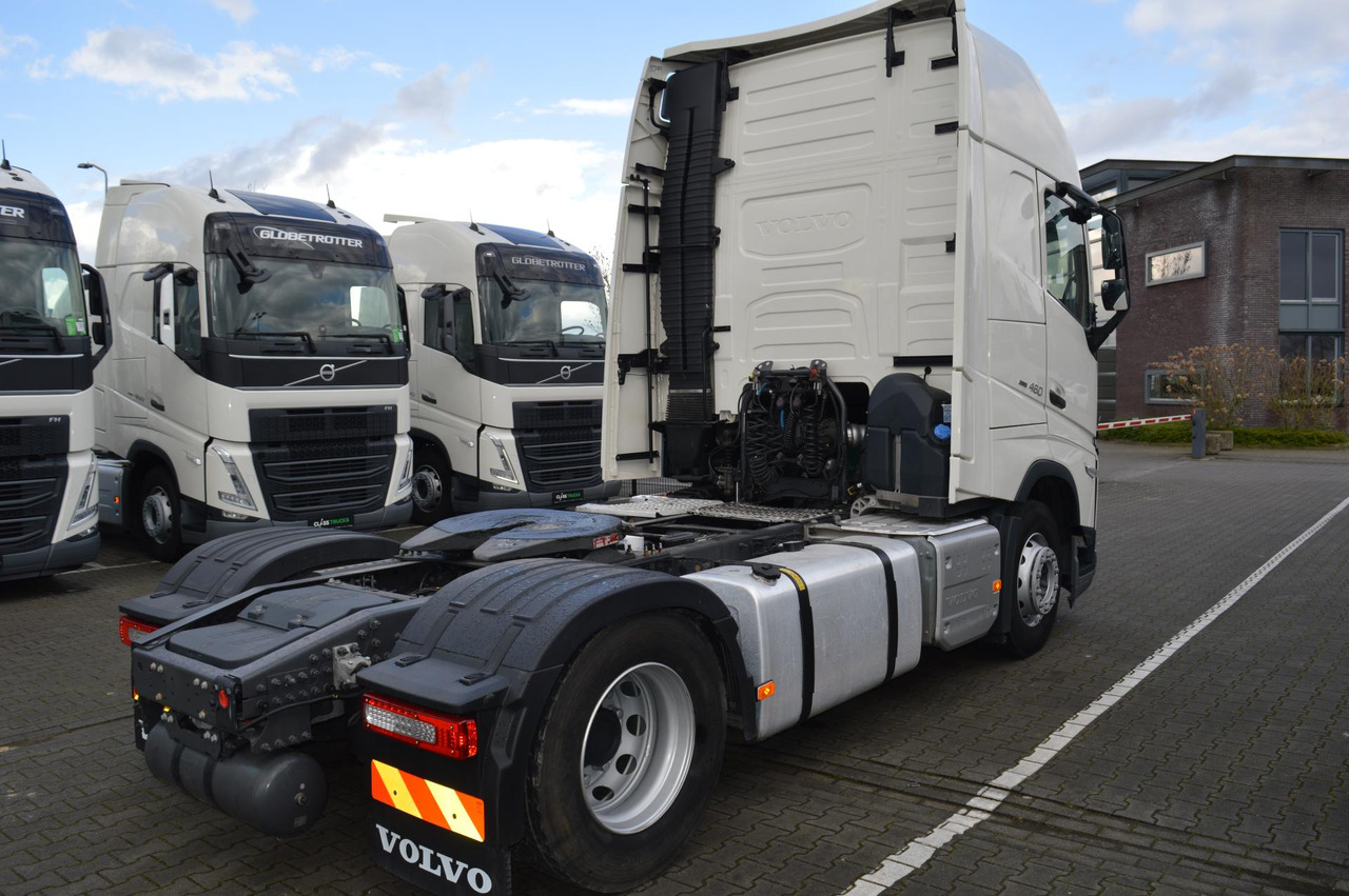 Volvo FH 460 Globetrotter XL i-Save I-ParkCool - Tracteur routier: photos 4 Volvo FH 460 Globetrotter XL i-Save I-ParkCool - Tracteur routier: photos 4