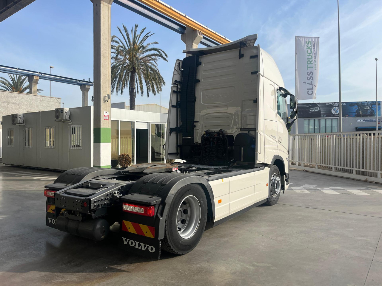 Volvo FH 460 Globetrotter XL i-Save I-ParkCool - Tracteur routier: photos 3 Volvo FH 460 Globetrotter XL i-Save I-ParkCool - Tracteur routier: photos 3