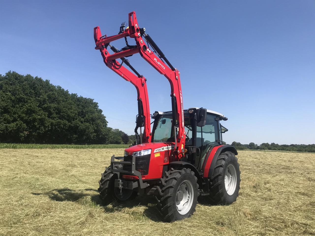 Massey Ferguson MF 4708 M - Tracteur agricole: photos 1 Massey Ferguson MF 4708 M - Tracteur agricole: photos 1