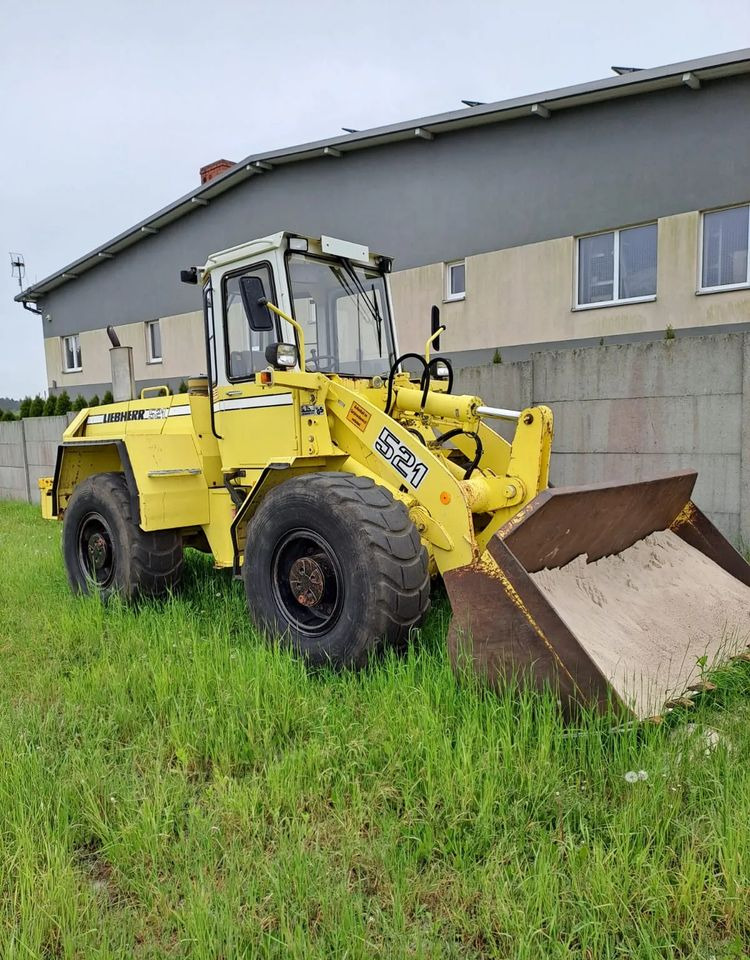 Liebherr L 521 - Chargeuse sur pneus: photos 2 Liebherr L 521 - Chargeuse sur pneus: photos 2