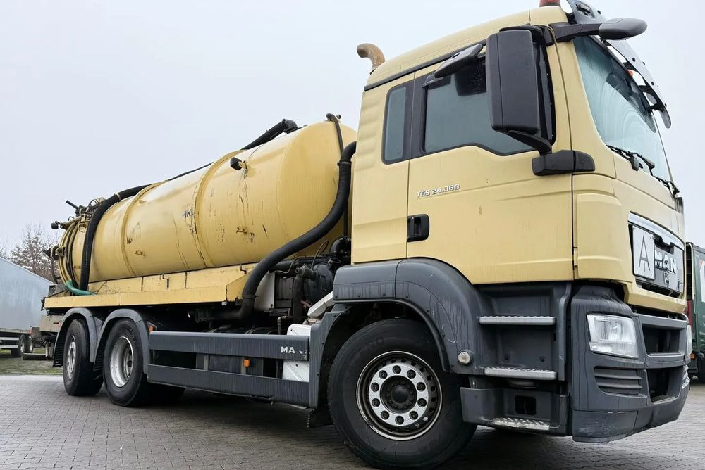 MAN MAN TGS 26.360/6X2/POJAZD KOMUNALNY Z WYWROTEM - Camion hydrocureur: photos 4 MAN MAN TGS 26.360/6X2/POJAZD KOMUNALNY Z WYWROTEM - Camion hydrocureur: photos 4