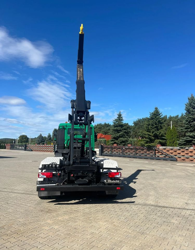 MAN TGS 26.440 | Hakowiec Meiller| 6x4 | 440 KM | przód resor, tył pneumatyczne |Belka ostrzegawcza (koguty) - Camion ampliroll: photos 5 MAN TGS 26.440 | Hakowiec Meiller| 6x4 | 440 KM | przód resor, tył pneumatyczne |Belka ostrzegawcza (koguty) - Camion ampliroll: photos 5