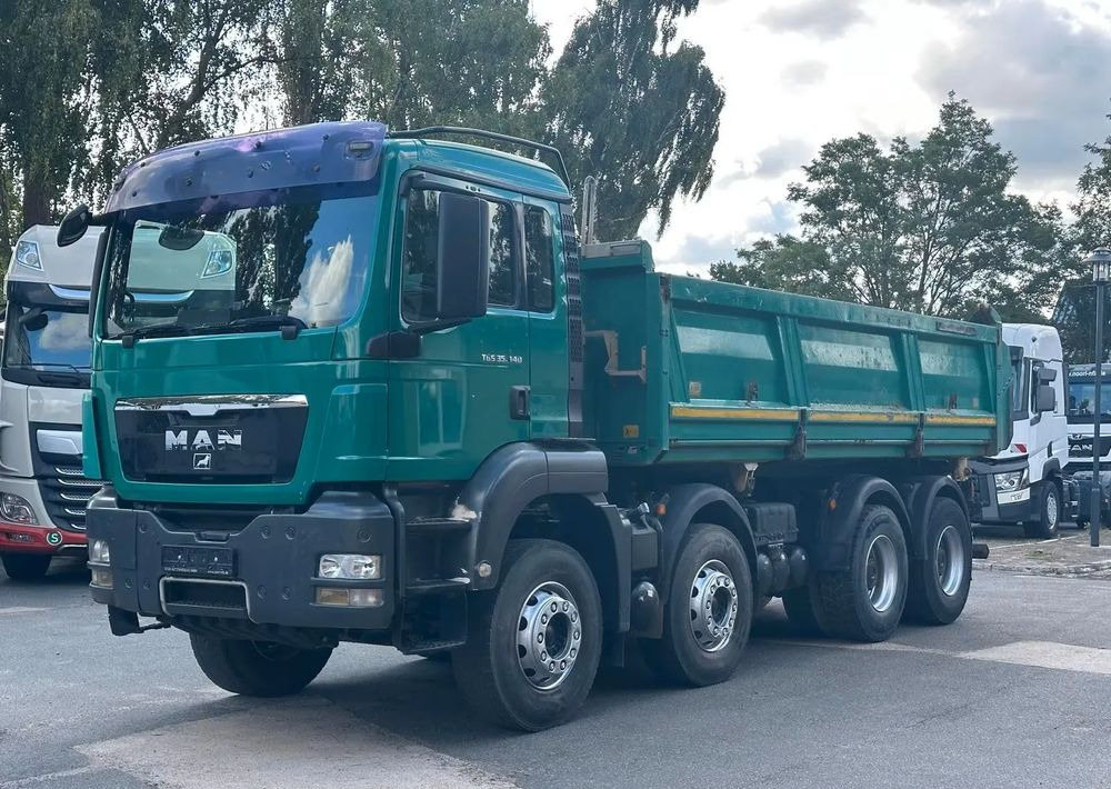 MAN TGS 35.440 8x4 Meiller Trójstronna wywrotka Bordmatik | Retarder | Euro 5 - Camion benne: photos 1 MAN TGS 35.440 8x4 Meiller Trójstronna wywrotka Bordmatik | Retarder | Euro 5 - Camion benne: photos 1