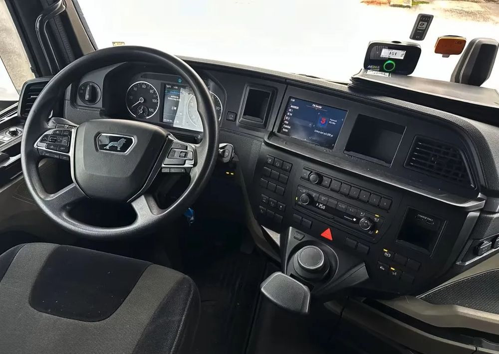 MAN TGX 26.470 6x2 | BDF | Oś podnoszona + skrętna | Retarder | Euro 6 | Automatyczna klimatyzacja | Napęd na tylne koła - Châssis cabine: photos 5 MAN TGX 26.470 6x2 | BDF | Oś podnoszona + skrętna | Retarder | Euro 6 | Automatyczna klimatyzacja | Napęd na tylne koła - Châssis cabine: photos 5