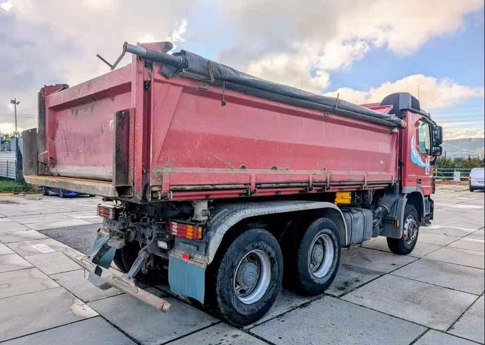 Mercedes-Benz Actros 2644 EPS |Wywrotka 3-stronna Meiller Bordmatik | 6x4 | Euro 5 | Plandeka rolowana - Camion benne: photos 4 Mercedes-Benz Actros 2644 EPS |Wywrotka 3-stronna Meiller Bordmatik | 6x4 | Euro 5 | Plandeka rolowana - Camion benne: photos 4