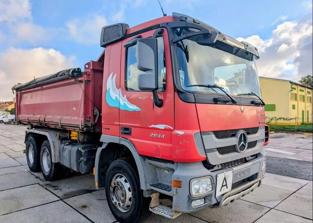 Mercedes-Benz Actros 2644 EPS |Wywrotka 3-stronna Meiller Bordmatik | 6x4 | Euro 5 | Plandeka rolowana - Camion benne: photos 3 Mercedes-Benz Actros 2644 EPS |Wywrotka 3-stronna Meiller Bordmatik | 6x4 | Euro 5 | Plandeka rolowana - Camion benne: photos 3