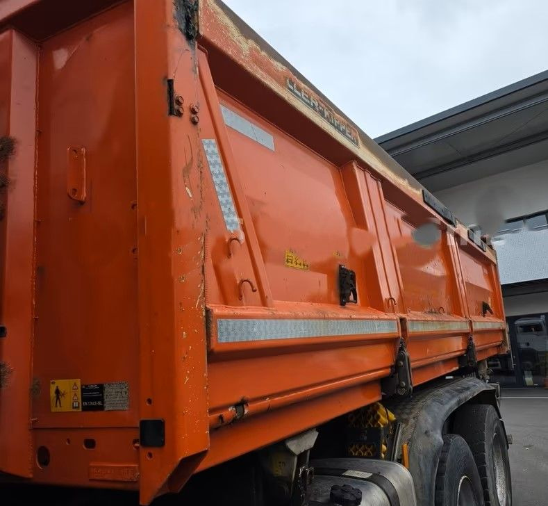 Mercedes-Benz Arocs 2645 /Allrad 6x4 / BB / Wywrotka trójstronna Meiller / Manual / Retarder / BORDMATIK / 320 000 km - Camion benne: photos 2 Mercedes-Benz Arocs 2645 /Allrad 6x4 / BB / Wywrotka trójstronna Meiller / Manual / Retarder / BORDMATIK / 320 000 km - Camion benne: photos 2