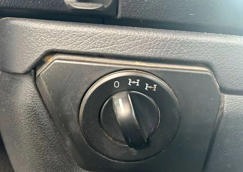 Mercedes-Benz Arocs 4142 | Wywrotka Schmitz | 8x4 | Euro 6 | Klima | Retarder | 242 598 km - crédit-bail Mercedes-Benz Arocs 4142 | Wywrotka Schmitz | 8x4 | Euro 6 | Klima | Retarder | 242 598 km: photos 11 Mercedes-Benz Arocs 4142 | Wywrotka Schmitz | 8x4 | Euro 6 | Klima | Retarder | 242 598 km - crédit-bail Mercedes-Benz Arocs 4142 | Wywrotka Schmitz | 8x4 | Euro 6 | Klima | Retarder | 242 598 km: photos 11