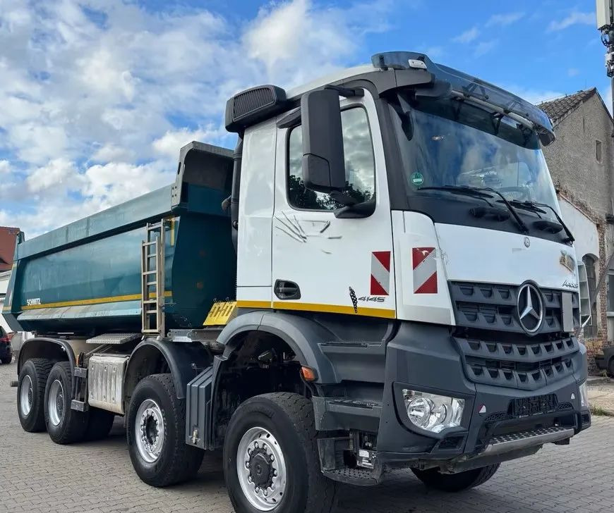 Mercedes-Benz Mercedes-Benz Arocs 4145AK 8x6 Allrad | Wywrotka Schmitz Mulda z hydrauliczną zabudową kiprującą | Euro 6c | Przebieg: 144 249 km !!!! - Camion benne: photos 3 Mercedes-Benz Mercedes-Benz Arocs 4145AK 8x6 Allrad | Wywrotka Schmitz Mulda z hydrauliczną zabudową kiprującą | Euro 6c | Przebieg: 144 249 km !!!! - Camion benne: photos 3