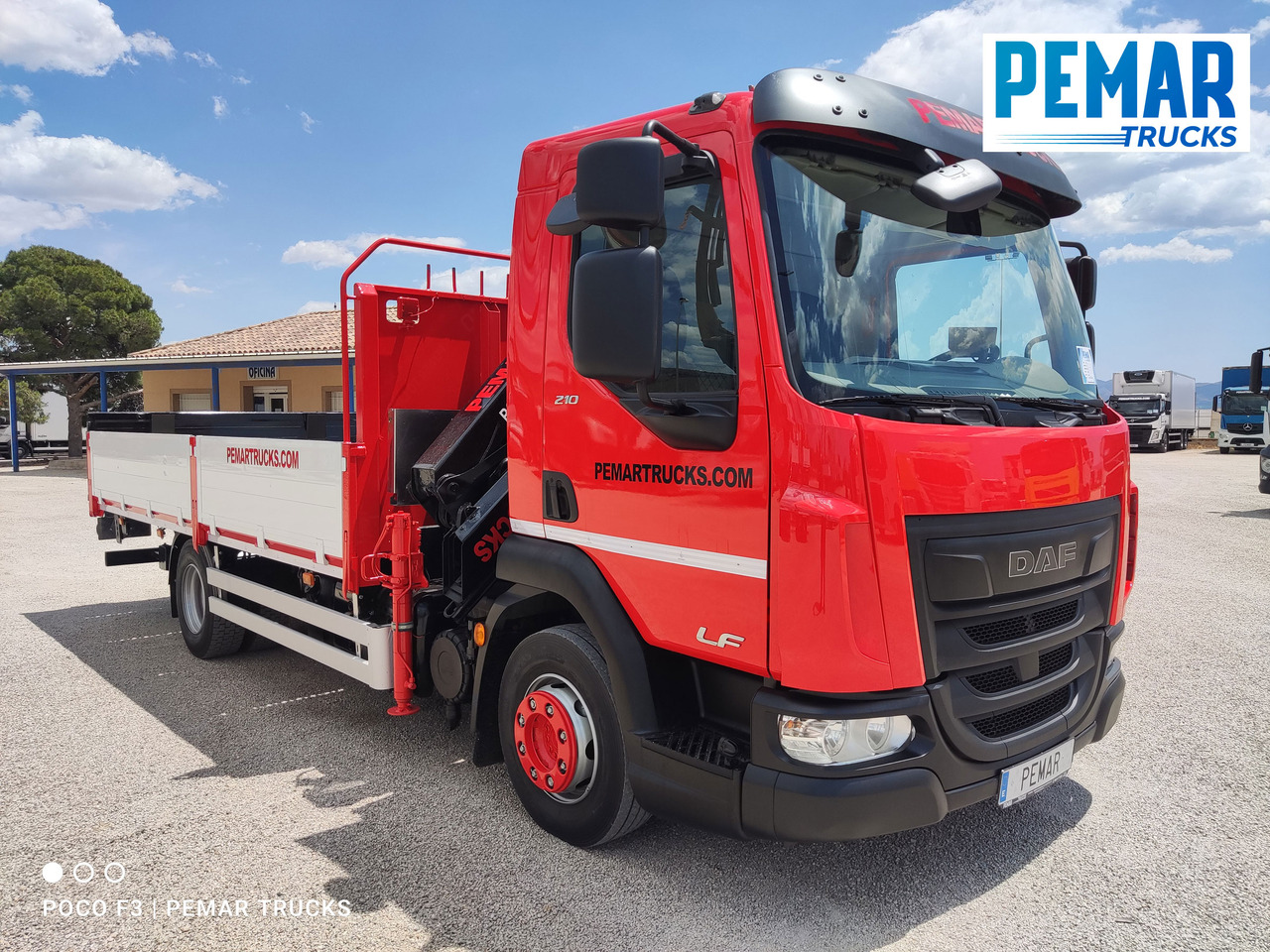 DAF LF 210 GRUA CAJA FIJA - Camion plateau, Camion grue: photos 4 DAF LF 210 GRUA CAJA FIJA - Camion plateau, Camion grue: photos 4