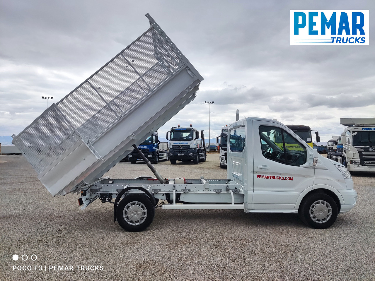 FORD TRANSIT 130 PK BASCULANTE - Utilitaire benne: photos 4 FORD TRANSIT 130 PK BASCULANTE - Utilitaire benne: photos 4