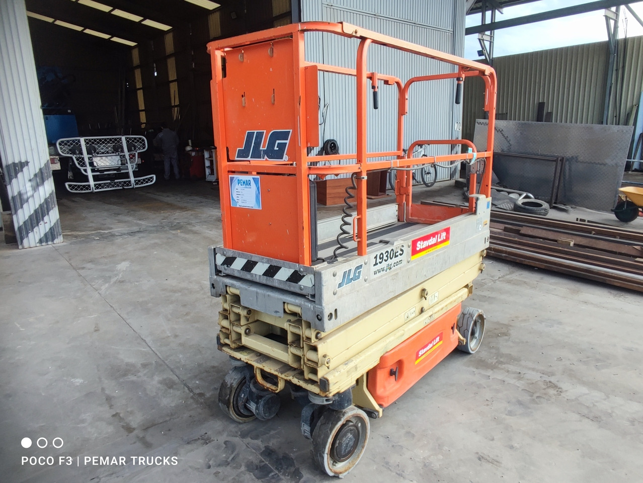 JLG 1930ES - Nacelle ciseaux: photos 2 JLG 1930ES - Nacelle ciseaux: photos 2