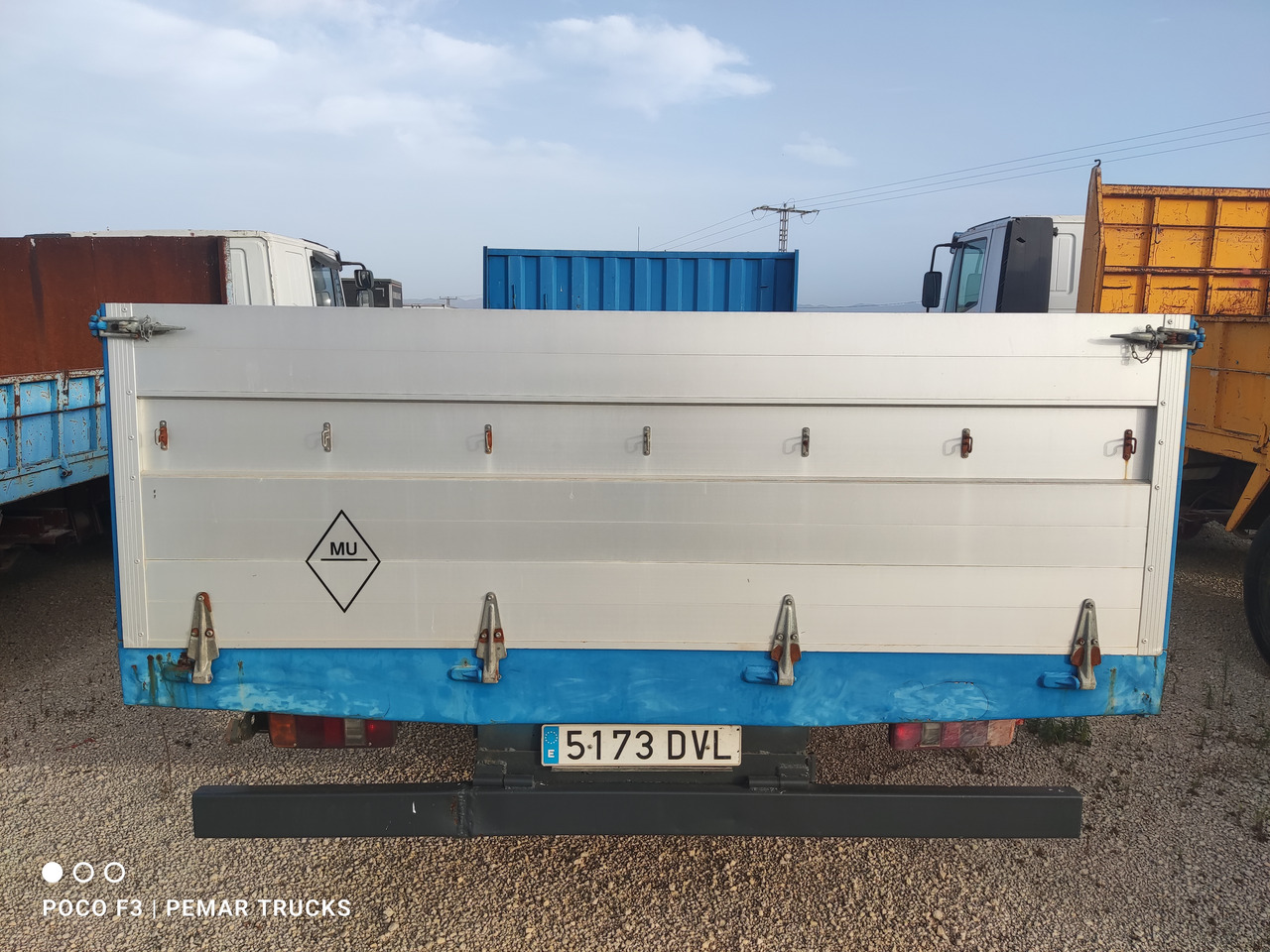 MAN L2000 - Camion plateau: photos 5 MAN L2000 - Camion plateau: photos 5