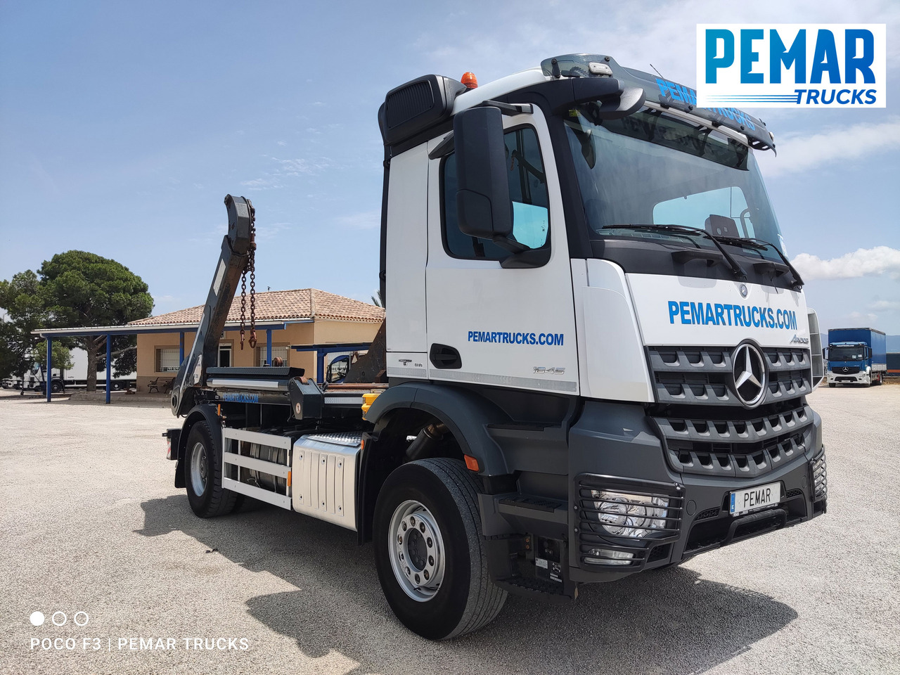 MERCEDES-BENZ AROCS 1845 PORTACONTENEDOR CADENA - Camion multibenne: photos 4 MERCEDES-BENZ AROCS 1845 PORTACONTENEDOR CADENA - Camion multibenne: photos 4