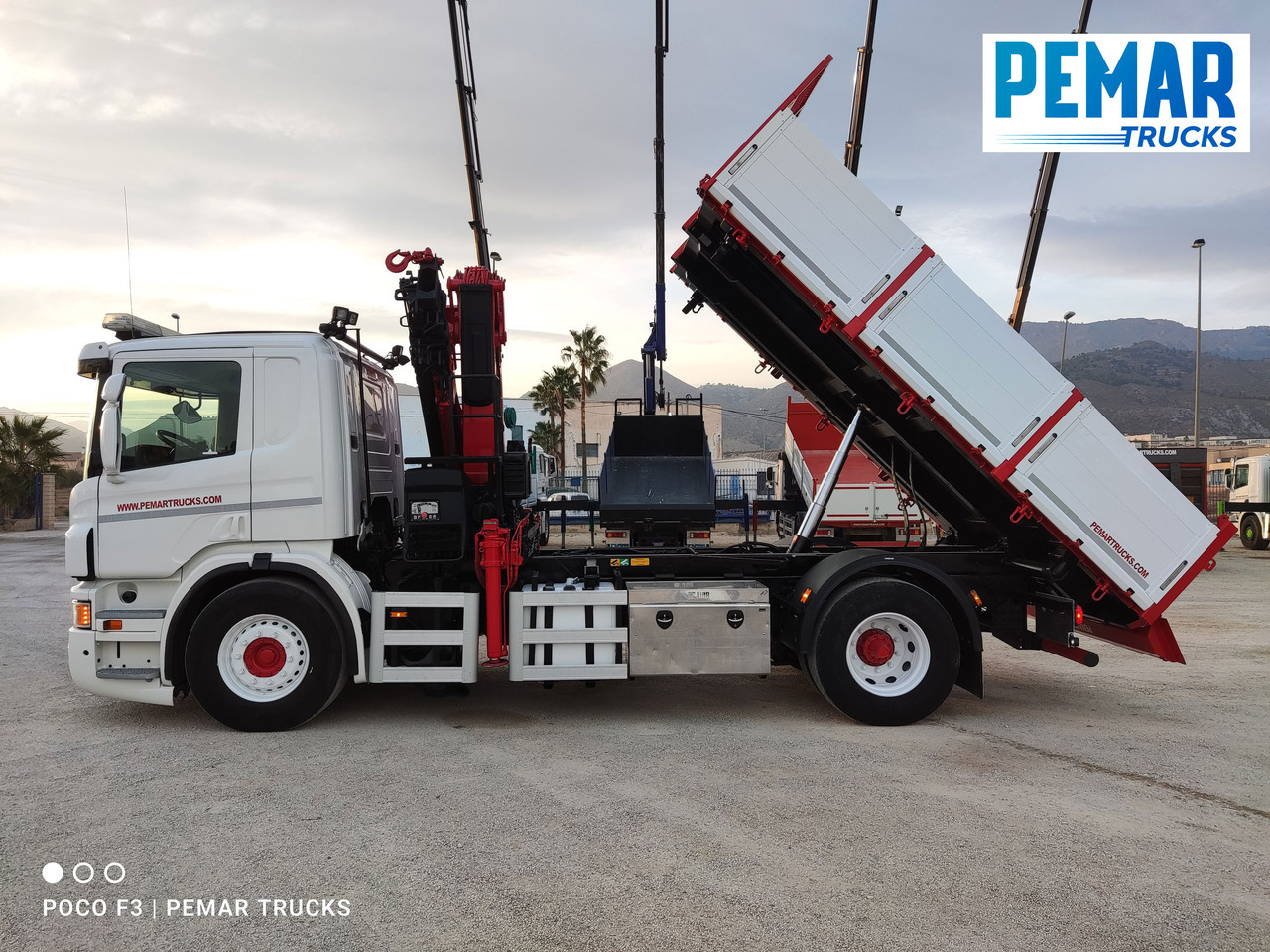 Camion grue SCANIA P 280 GRUA BASCULANTE 18T EURO 6: photos 10 Camion grue SCANIA P 280 GRUA BASCULANTE 18T EURO 6: photos 10