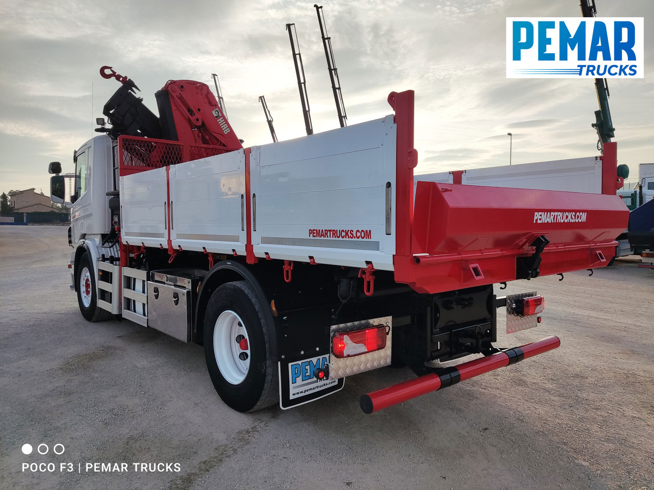 Camion grue SCANIA P 280 GRUA BASCULANTE 18T EURO 6: photos 7 Camion grue SCANIA P 280 GRUA BASCULANTE 18T EURO 6: photos 7