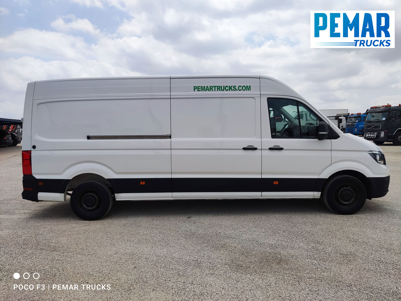 VOLKSWAGEN CRAFTER 35 - 2.0 FURGON L3 H2 EURO 6 - Fourgon utilitaire: photos 4 VOLKSWAGEN CRAFTER 35 - 2.0 FURGON L3 H2 EURO 6 - Fourgon utilitaire: photos 4