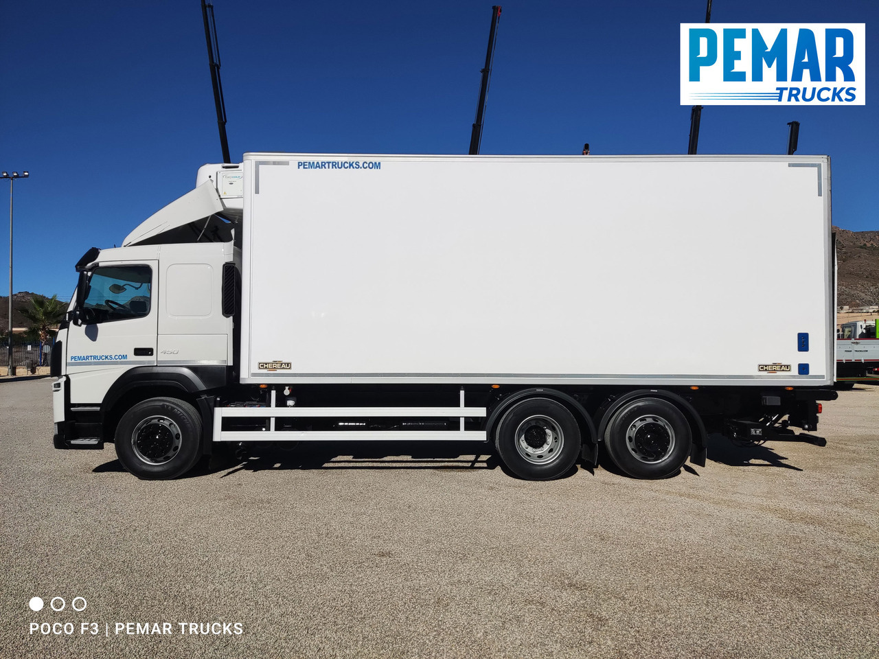 Camion frigorifique VOLVO FM 450 6X2 FRIGORIFICO EURO 6: photos 8 Camion frigorifique VOLVO FM 450 6X2 FRIGORIFICO EURO 6: photos 8