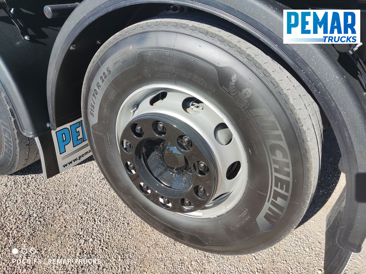 Camion frigorifique VOLVO FM 450 6X2 FRIGORIFICO EURO 6: photos 17 Camion frigorifique VOLVO FM 450 6X2 FRIGORIFICO EURO 6: photos 17