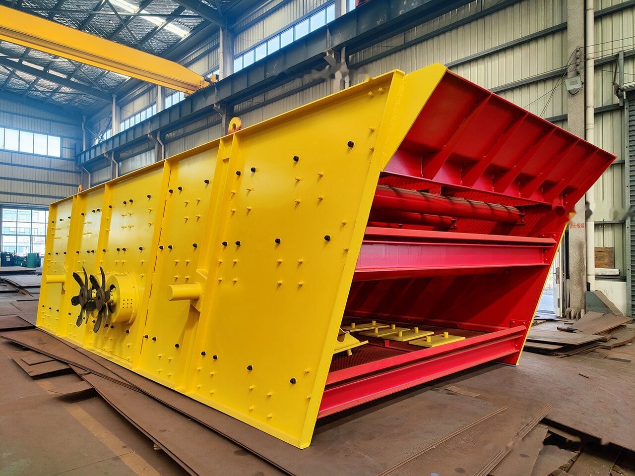 Kinglink 3YK3072 Big Inclined Vibrating Screen With Double Mechanisms - Crible: photos 1 Kinglink 3YK3072 Big Inclined Vibrating Screen With Double Mechanisms - Crible: photos 1