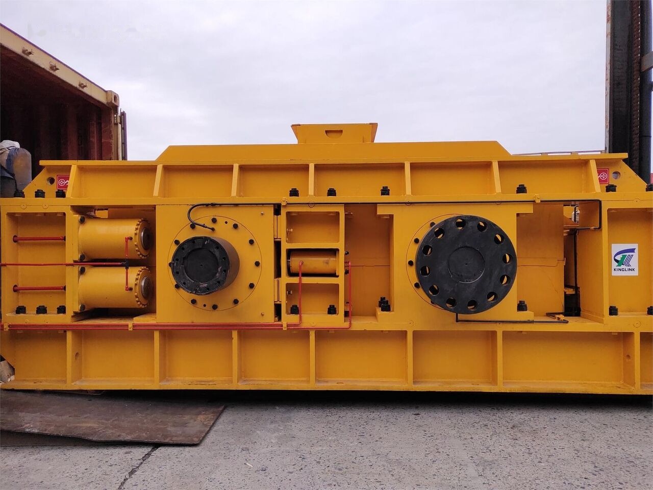 Kinglink KL2PGS1500 hydraulic roller crusher for sand making - Concasseur: photos 5 Kinglink KL2PGS1500 hydraulic roller crusher for sand making - Concasseur: photos 5